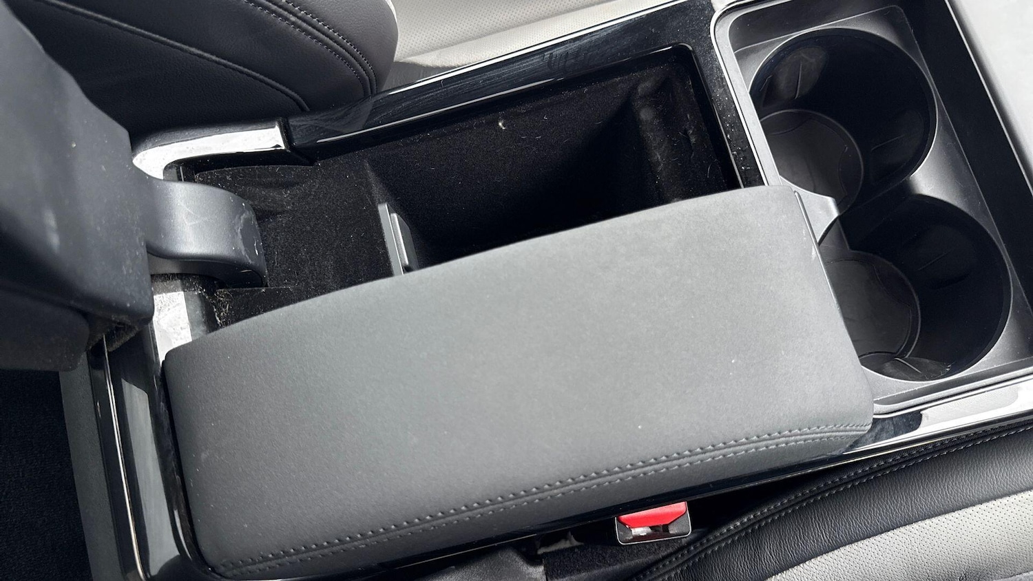 Used Land Rover Range Rover Velar 2024 for sale - 77494039: Photo 46