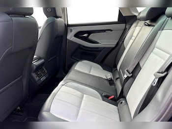 Used Land Rover Range Rover Evoque 2025 for sale - 76102173: Photo 4