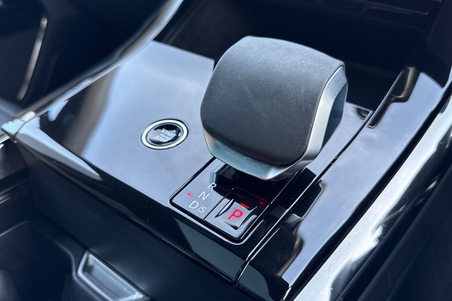 Used Land Rover Range Rover Sport 2024 for sale - 76909477: Photo 14