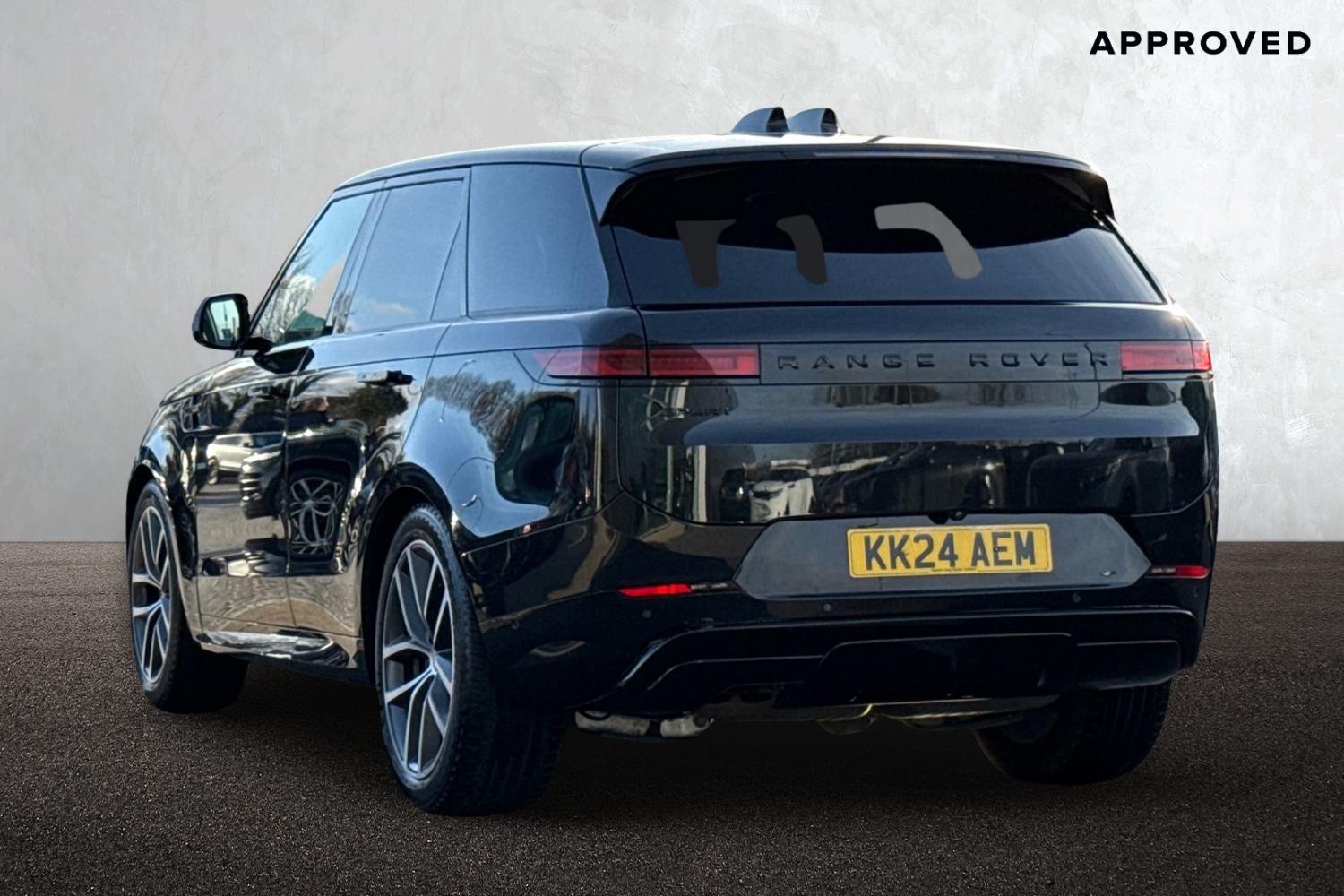 Used Land Rover Range Rover Sport 2024 for sale - 76909477: Photo 2