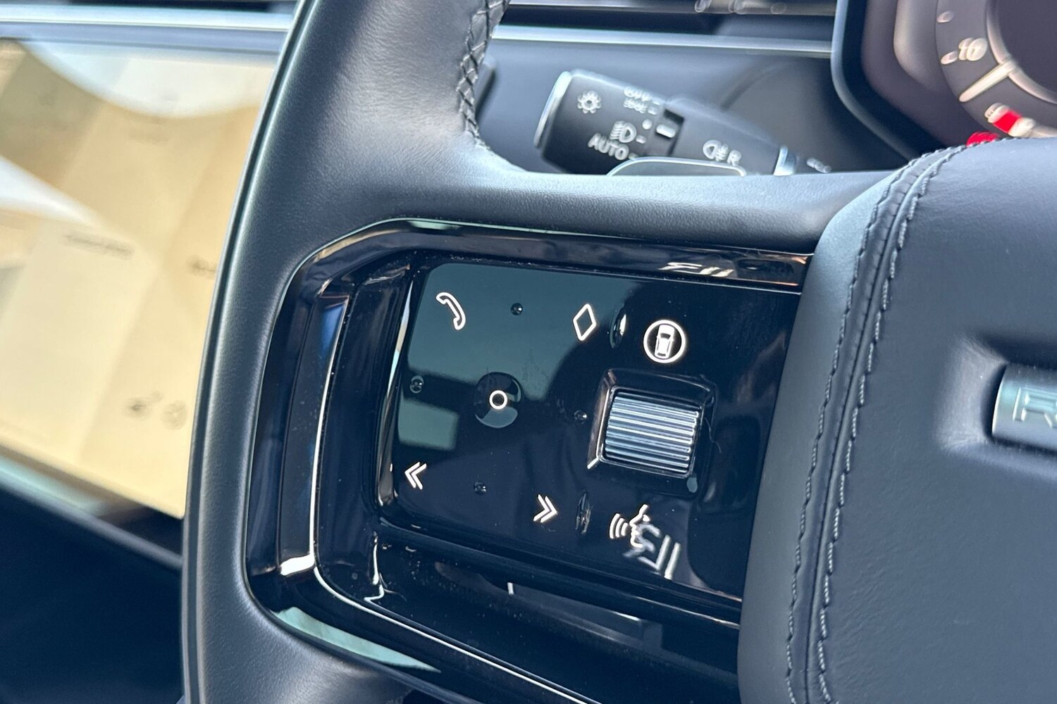 Used Land Rover Range Rover Sport 2024 for sale - 76909477: Photo 34