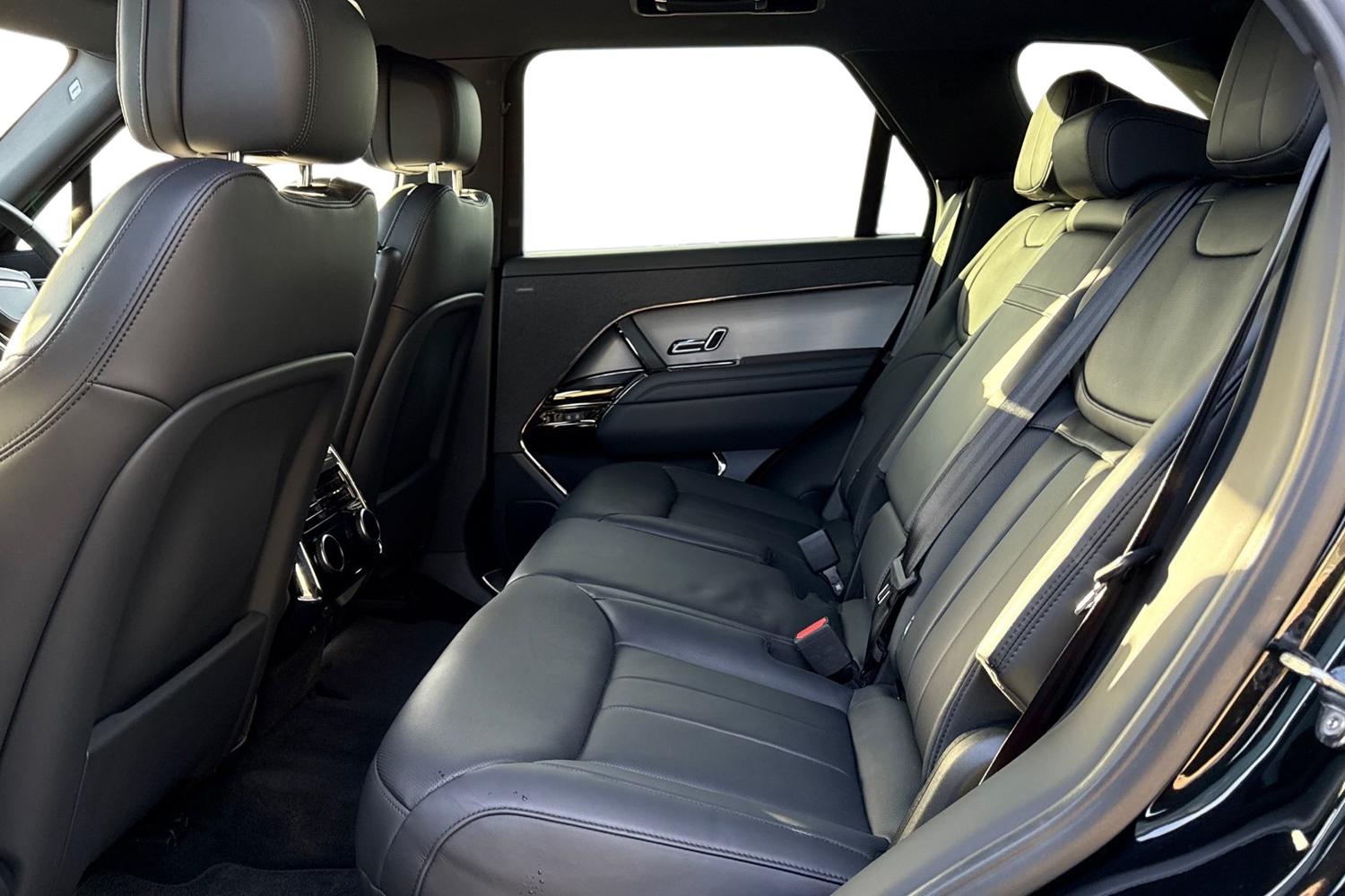 Used Land Rover Range Rover Sport 2024 for sale - 76909477: Photo 4