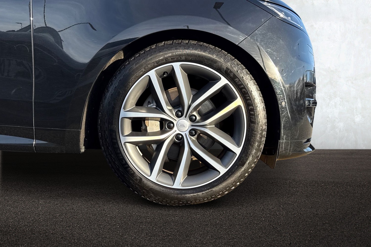 Used Land Rover Range Rover Sport 2024 for sale - 76909477: Photo 9