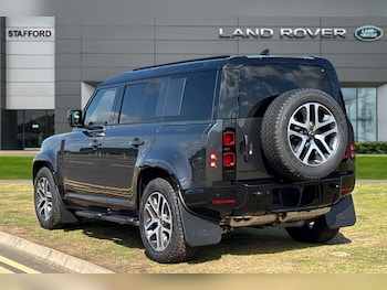 Used Land Rover Defender 110 2025 for sale - 75524941: Photo