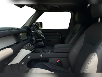 Used Land Rover Defender 2022 for sale - 79335287: Photo