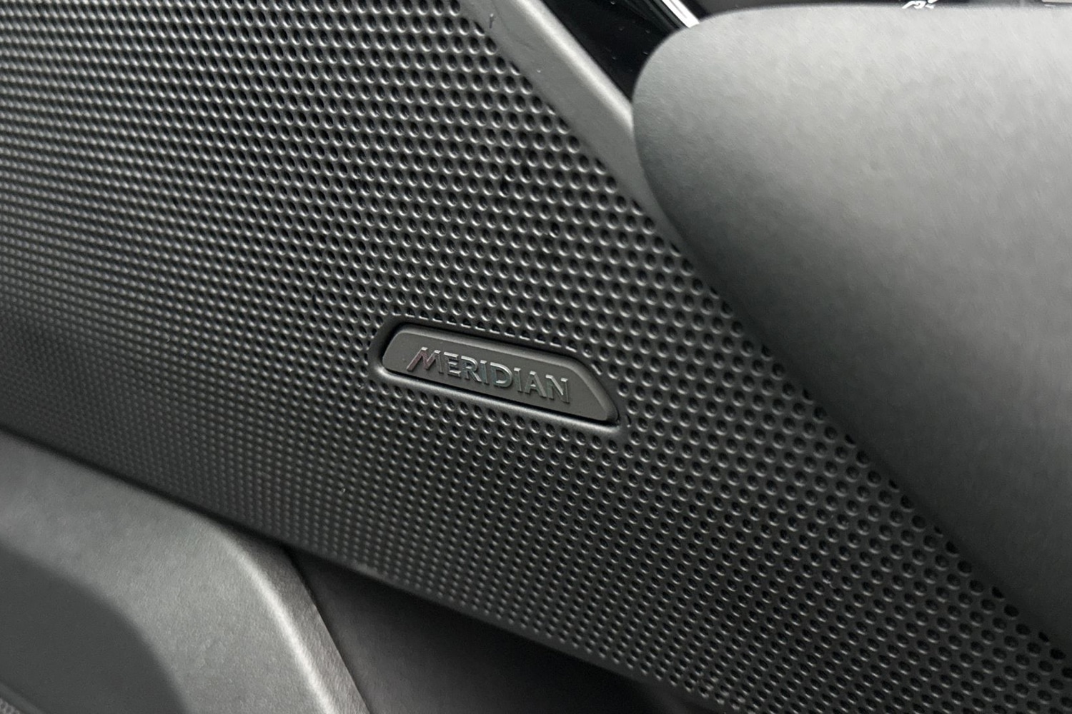 Used Land Rover Range Rover Velar 2024 for sale - 77287134: Photo 25