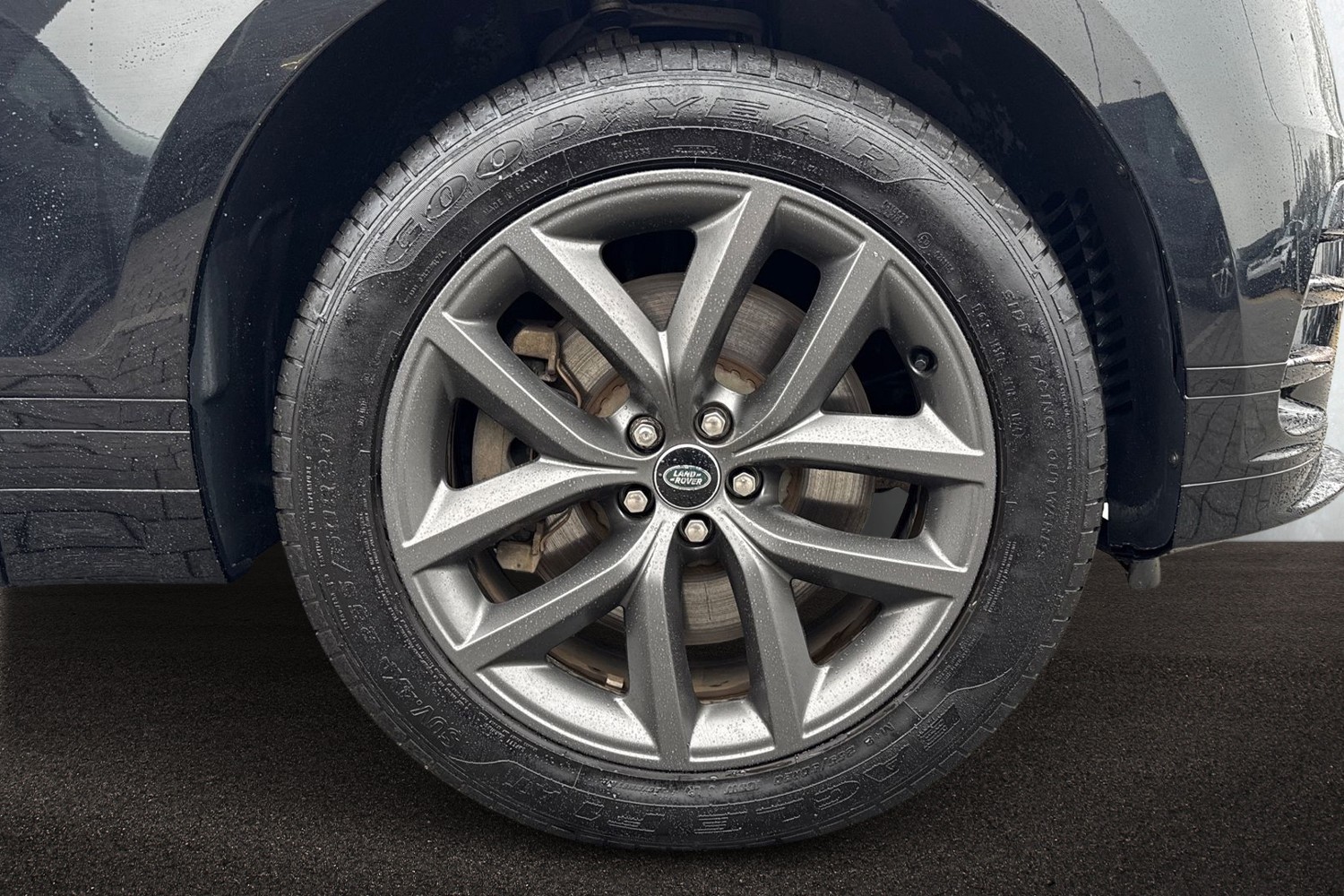 Used Land Rover Range Rover Velar 2024 for sale - 77287134: Photo 9