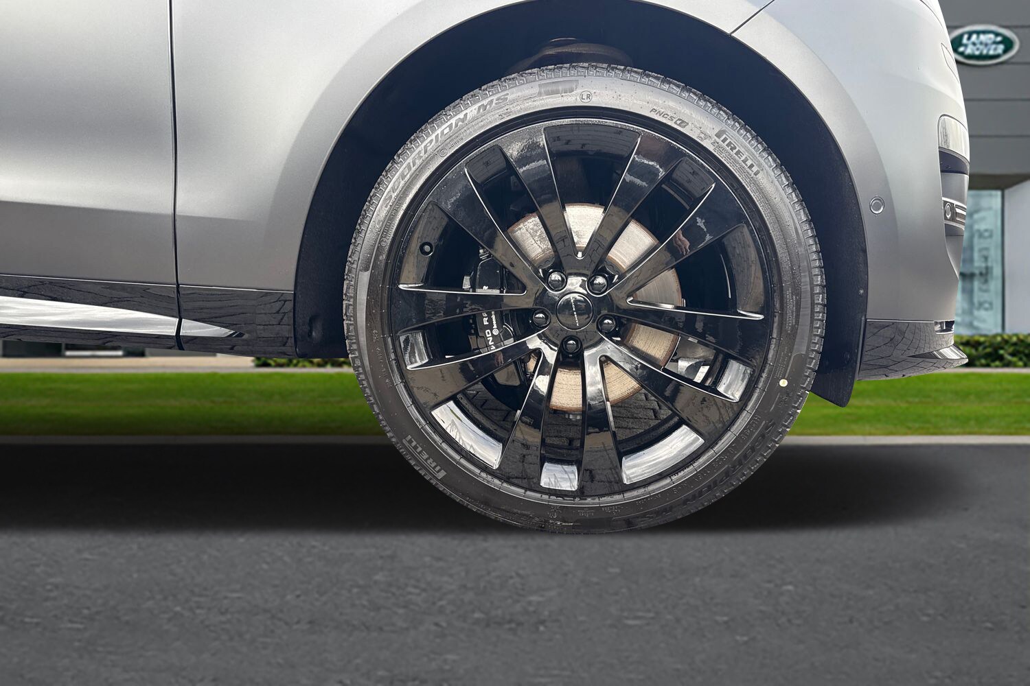 Used Land Rover Range Rover Sport 2026 for sale - 77187316: Photo 8