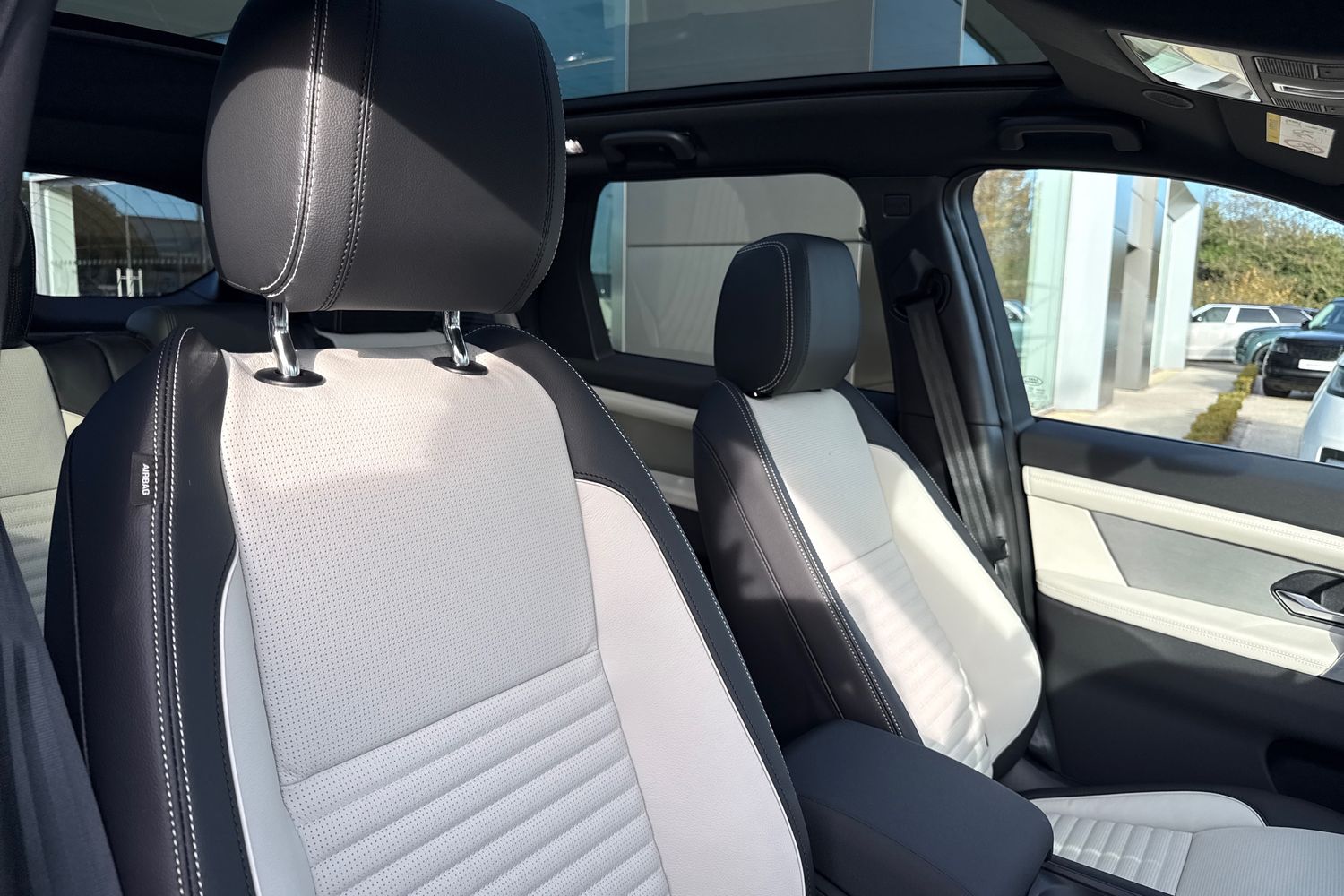 Used Land Rover Discovery Sport 2026 for sale - 76558176: Photo 10