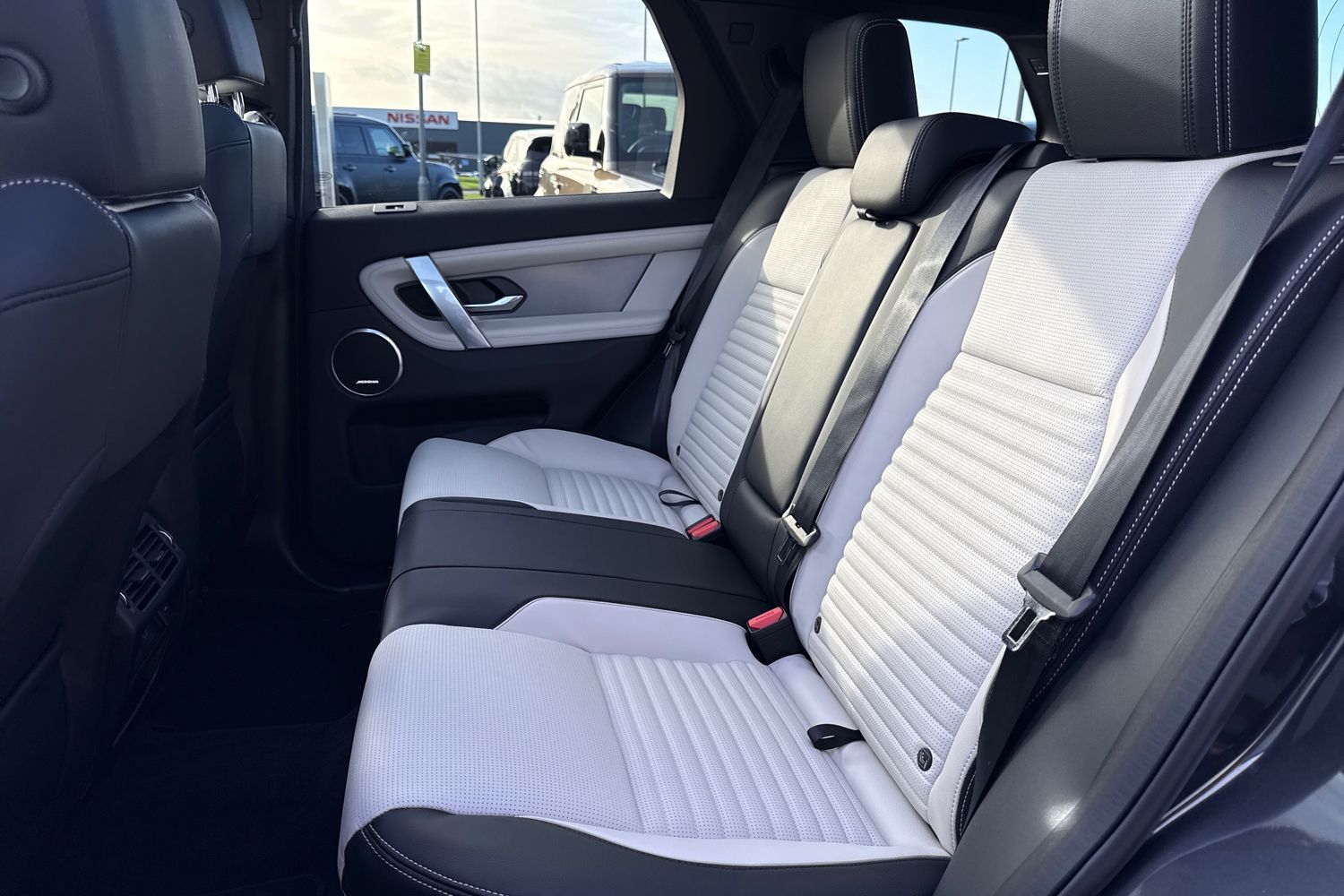 Used Land Rover Discovery Sport 2026 for sale - 76558176: Photo 13