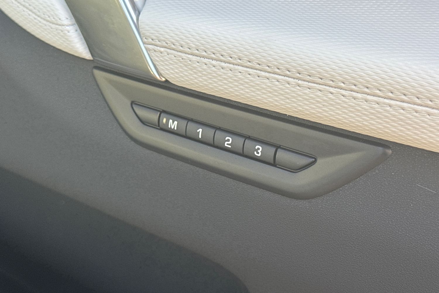 Used Land Rover Discovery Sport 2026 for sale - 76558176: Photo 31