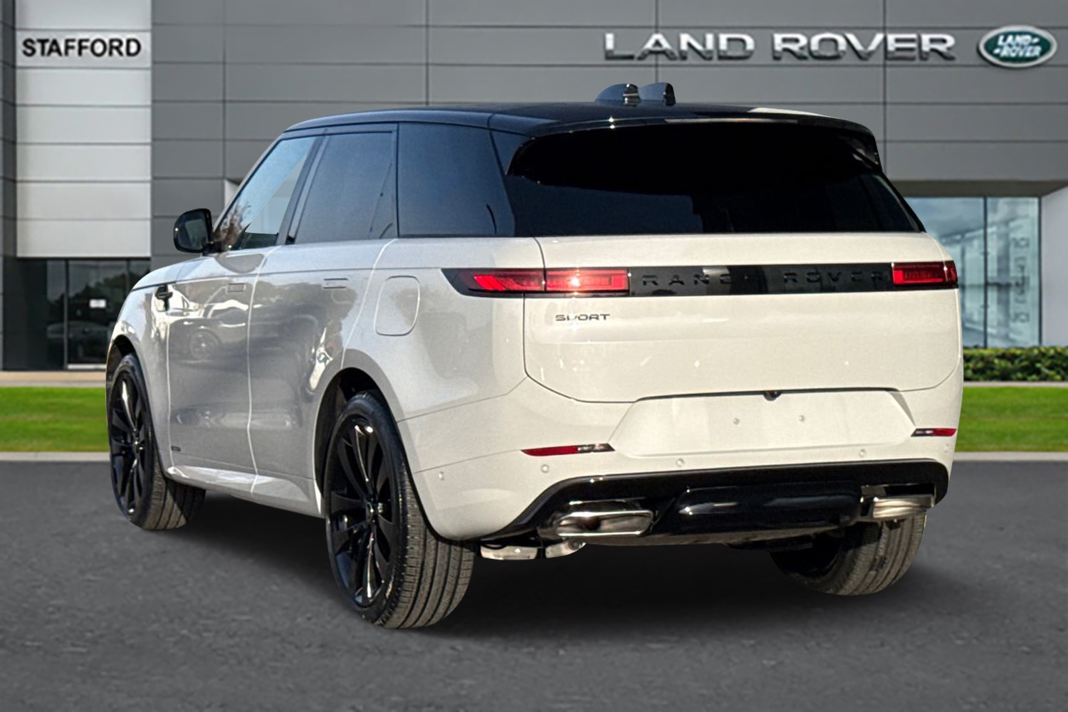 Used Land Rover Range Rover Sport 2025 for sale - 76416628: Photo 2