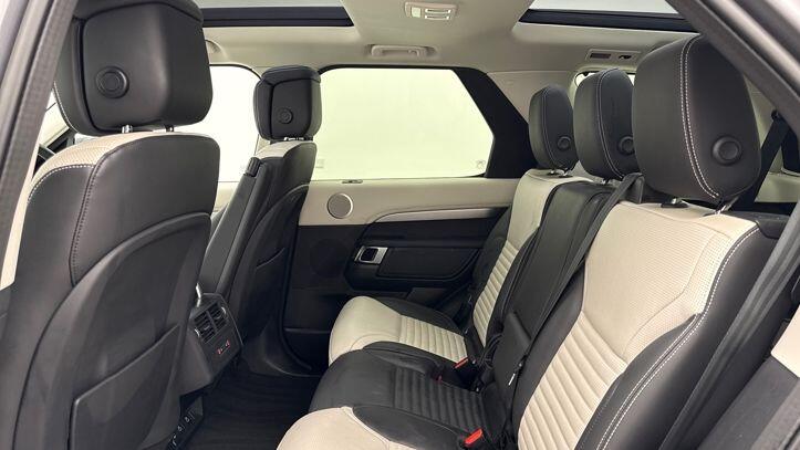 Used Land Rover Discovery 2024 for sale - 78132377: Photo 4