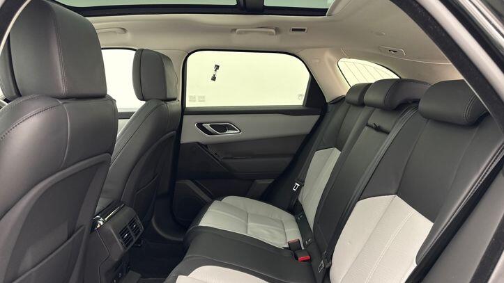 Used Land Rover Range Rover Velar 2024 for sale - 77620513: Photo 4