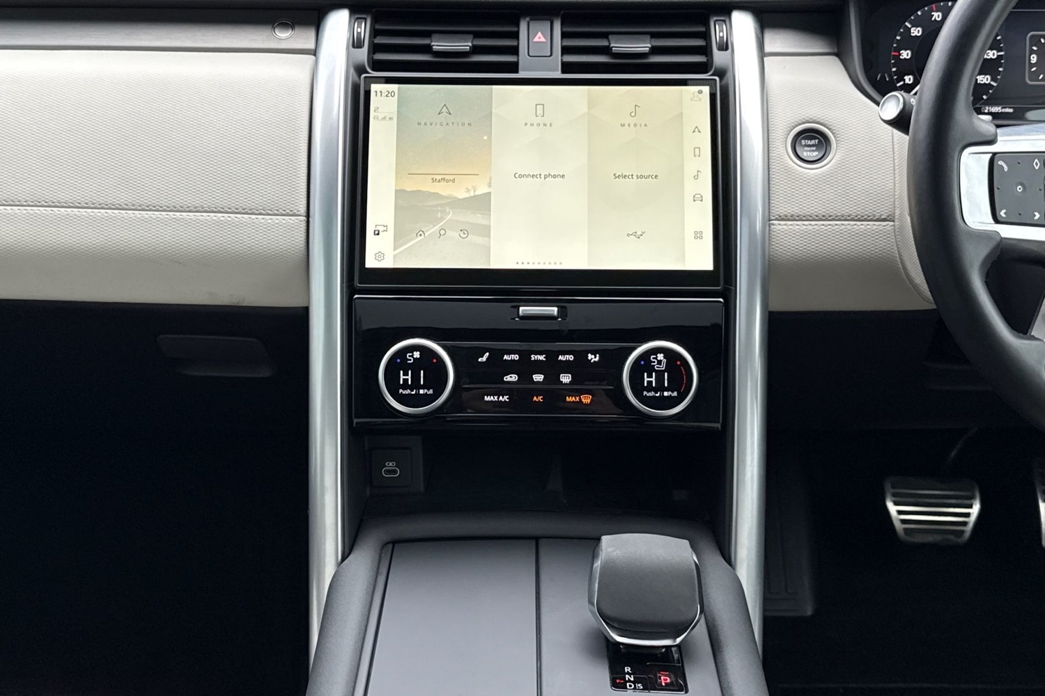 Used Land Rover Discovery 2024 for sale - 76805366: Photo 15