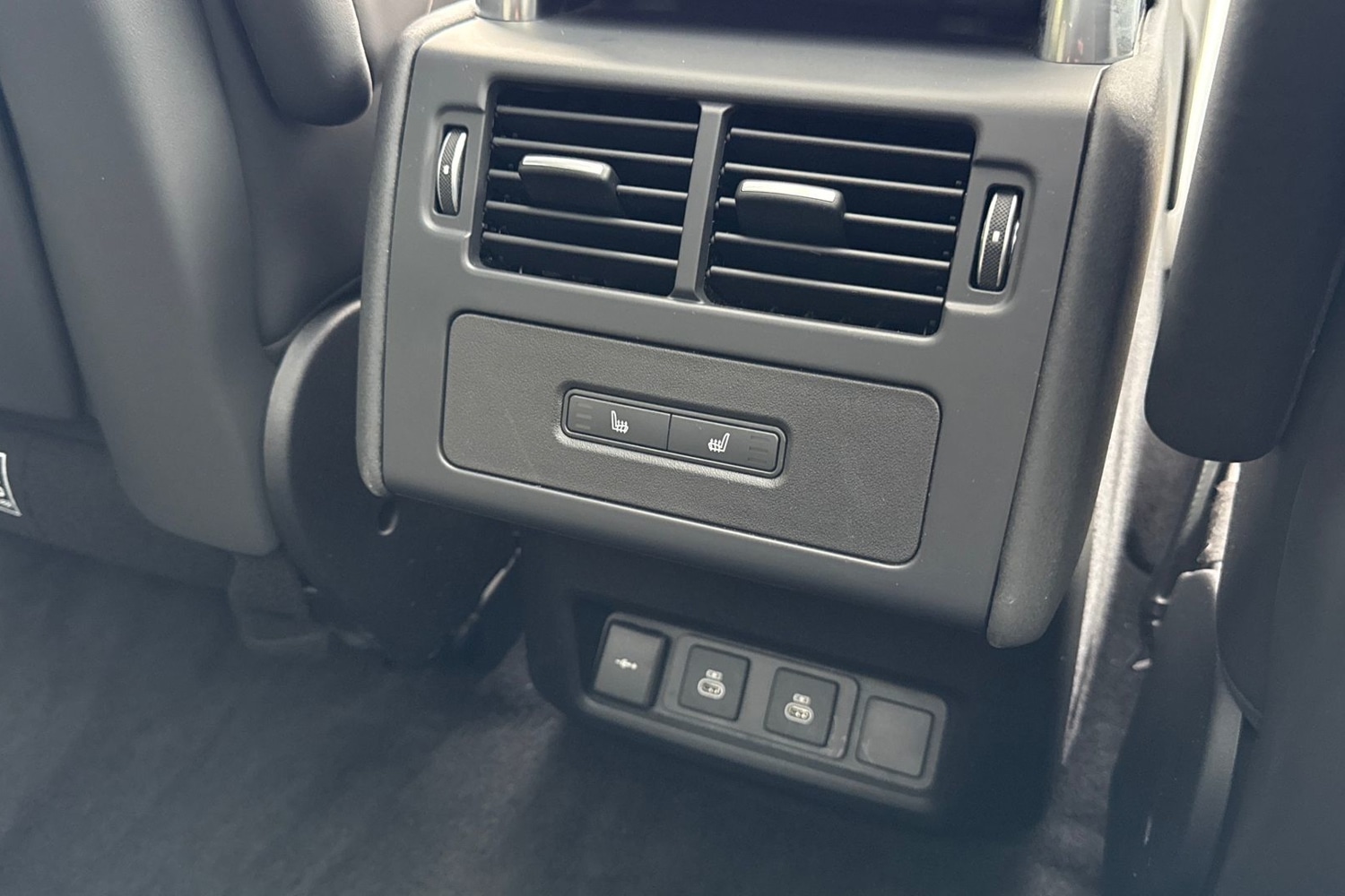 Used Land Rover Discovery 2024 for sale - 76805366: Photo 19