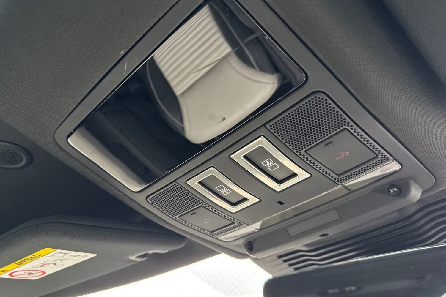 Used Land Rover Discovery 2024 for sale - 76805366: Photo 24