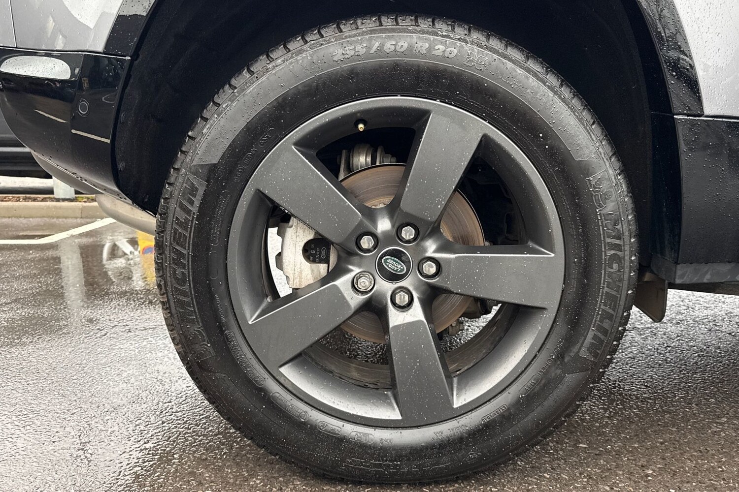 Used Land Rover Defender 2023 for sale - 76896079: Photo 32