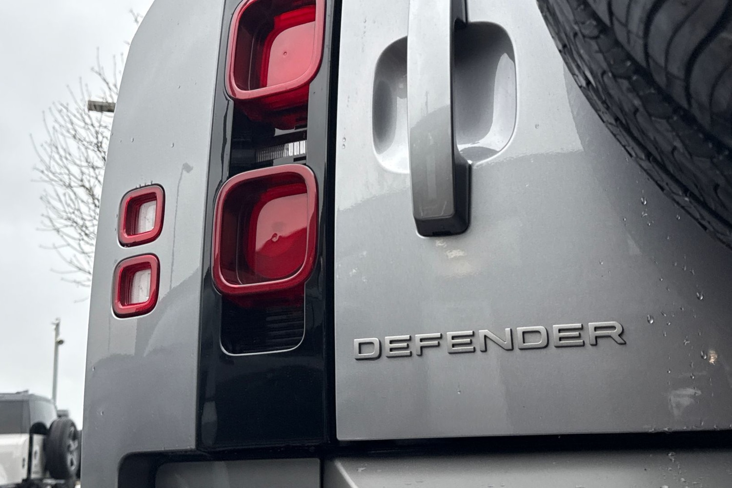 Used Land Rover Defender 2023 for sale - 76896079: Photo 35