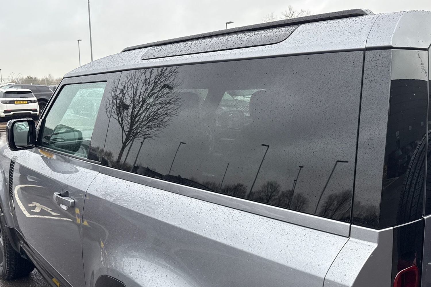 Used Land Rover Defender 2023 for sale - 76896079: Photo 37