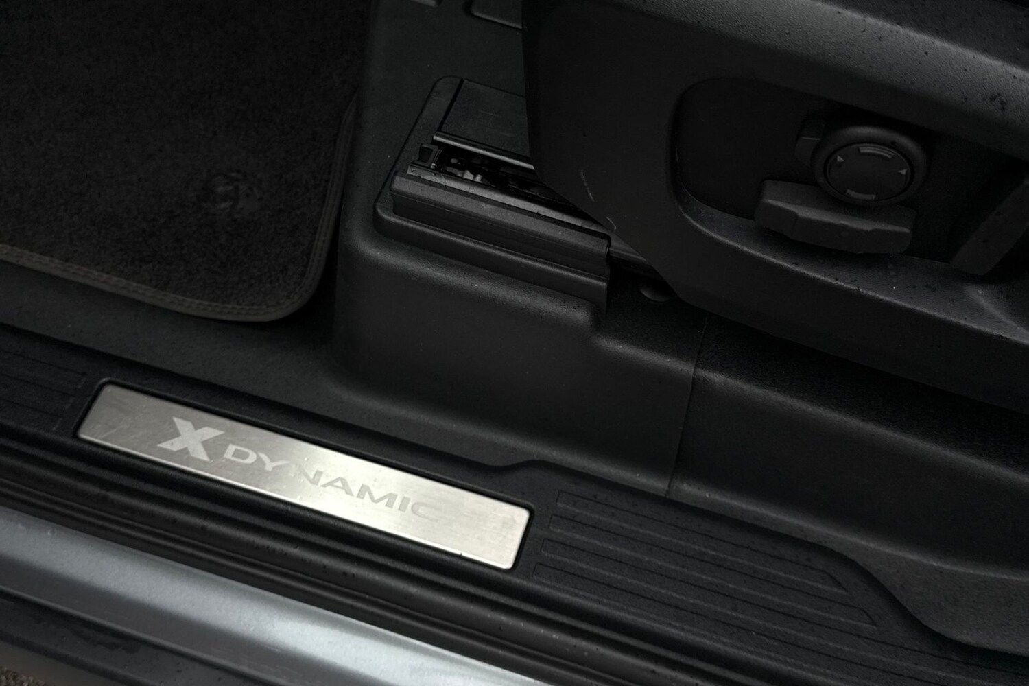 Used Land Rover Defender 2023 for sale - 76896079: Photo 43