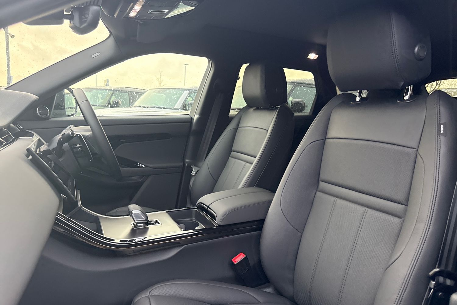 Used Land Rover Range Rover Evoque 2025 for sale - 76274738: Photo 11