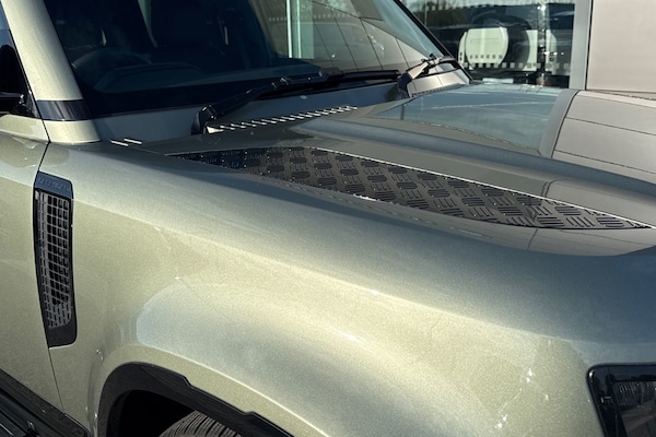 Used Land Rover Defender 110 2025 for sale - 76220246: Photo 20