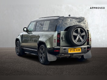 Used Land Rover Defender 110 2025 for sale - 76220246: Photo 2
