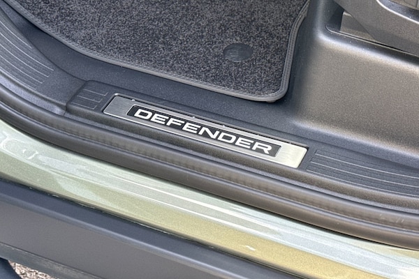 Used Land Rover Defender 110 2025 for sale - 76220246: Photo 30