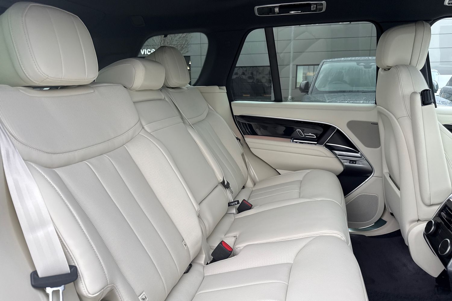 Used Land Rover Range Rover 2025 for sale - 76416587: Photo 12