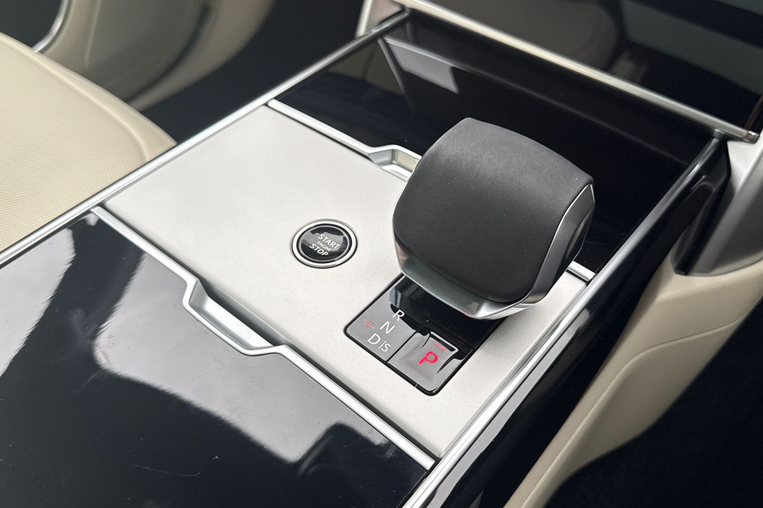 Used Land Rover Range Rover 2025 for sale - 76416587: Photo 16