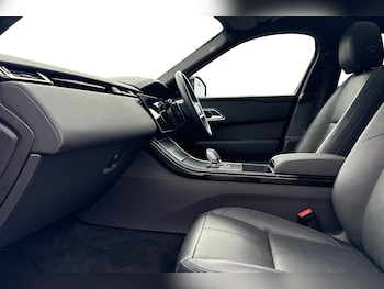 Used Land Rover Range Rover Velar 2023 for sale - 75421911: Photo