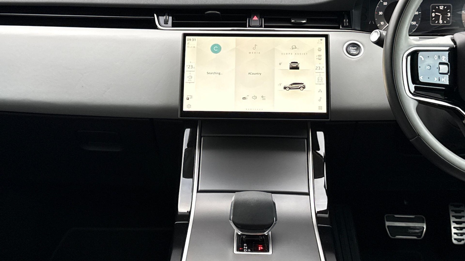 Used Land Rover Range Rover Evoque 2024 for sale - 77919335: Photo 14