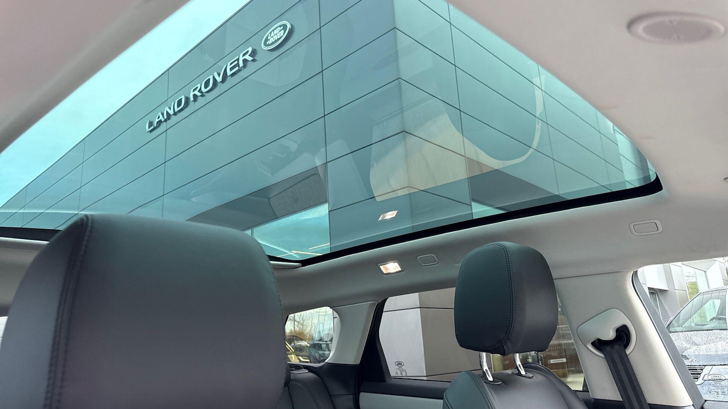 Used Land Rover Range Rover Evoque 2024 for sale - 77919335: Photo 30