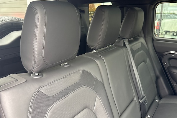 Used Land Rover Defender 110 2024 for sale - 76207057: Photo 37