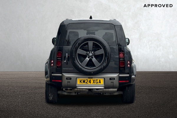 Used Land Rover Defender 110 2024 for sale - 76207057: Photo 7