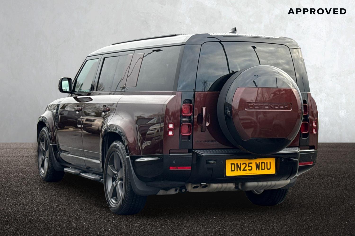 Used Land Rover Defender 130 2025 for sale - 77194830: Photo 2