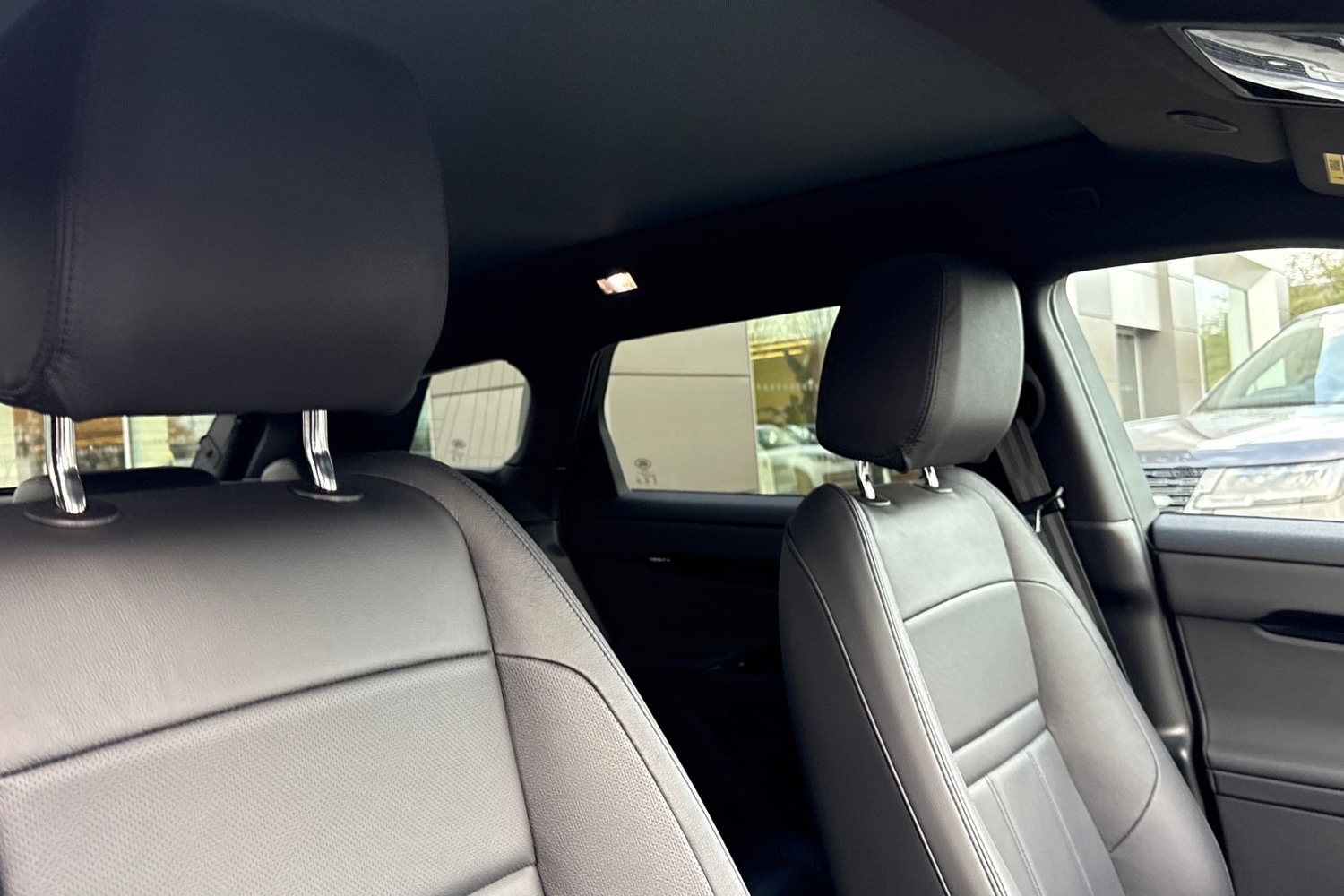 Used Land Rover Range Rover Evoque 2025 for sale - 76844528: Photo 22