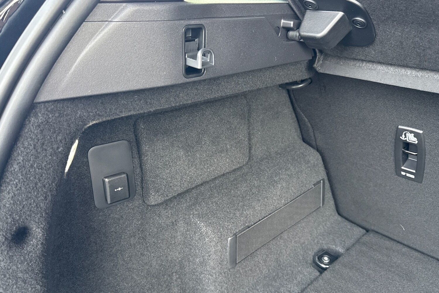 Used Land Rover Range Rover Evoque 2025 for sale - 76844528: Photo 28