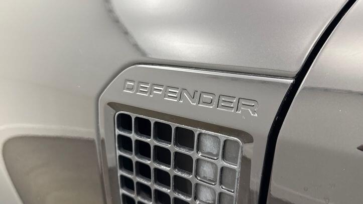 Used Land Rover Defender 90 2023 for sale - 77708648: Photo 20