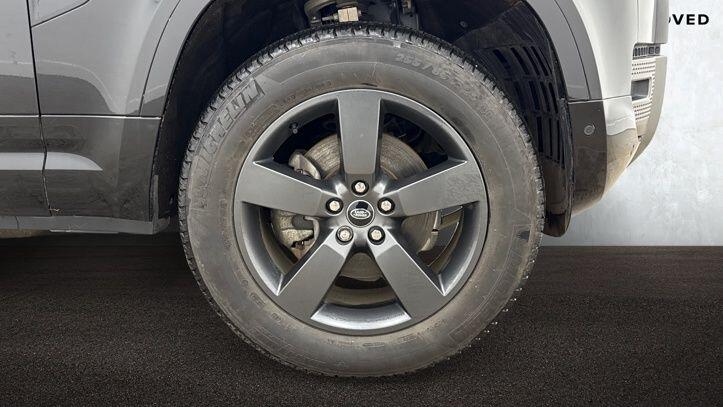 Used Land Rover Defender 90 2023 for sale - 77708648: Photo 9