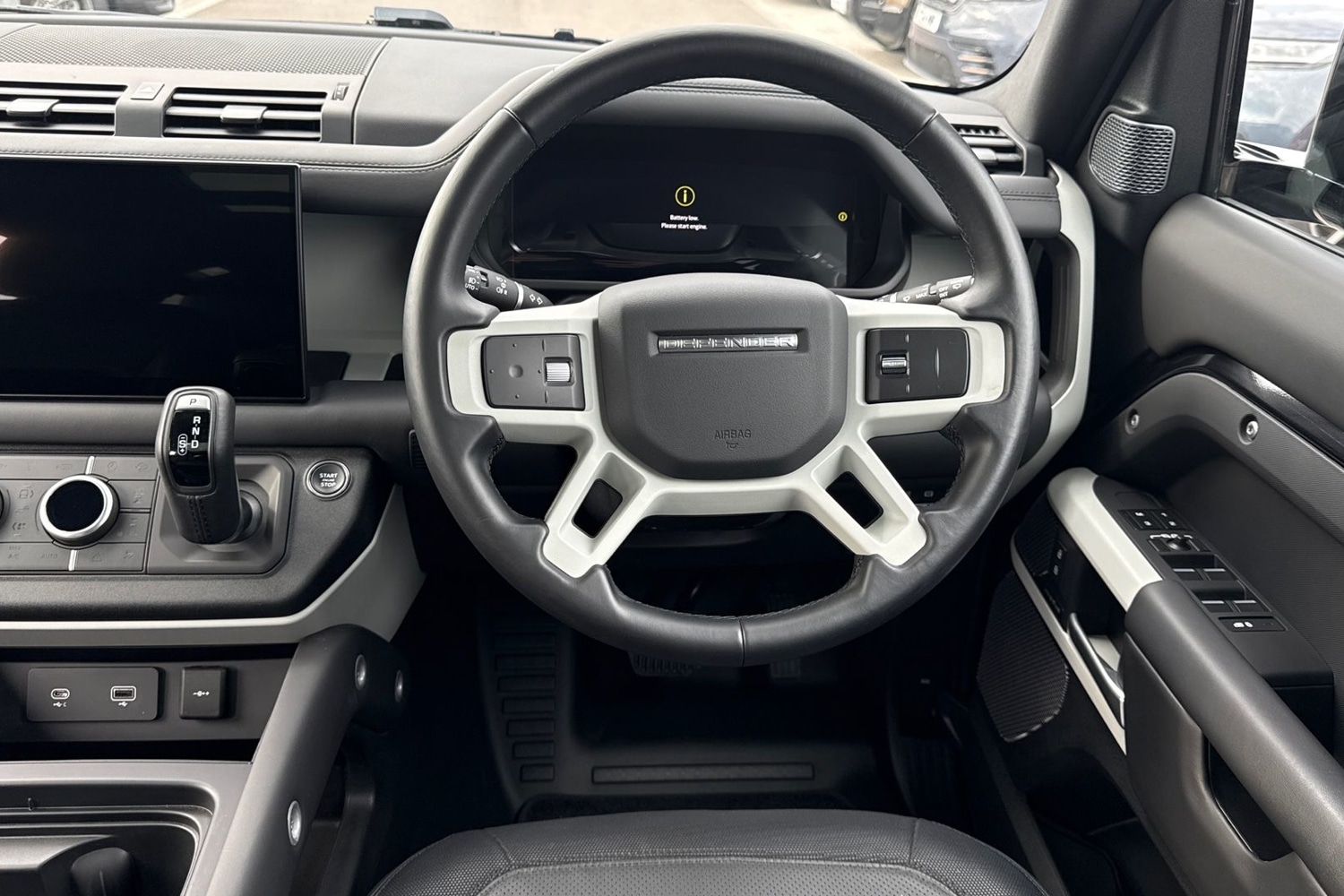 Used Land Rover Defender 110 2024 for sale - 76128612: Photo 16