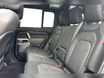 Used Land Rover Defender 110 2024 for sale - 76128612: Photo 4