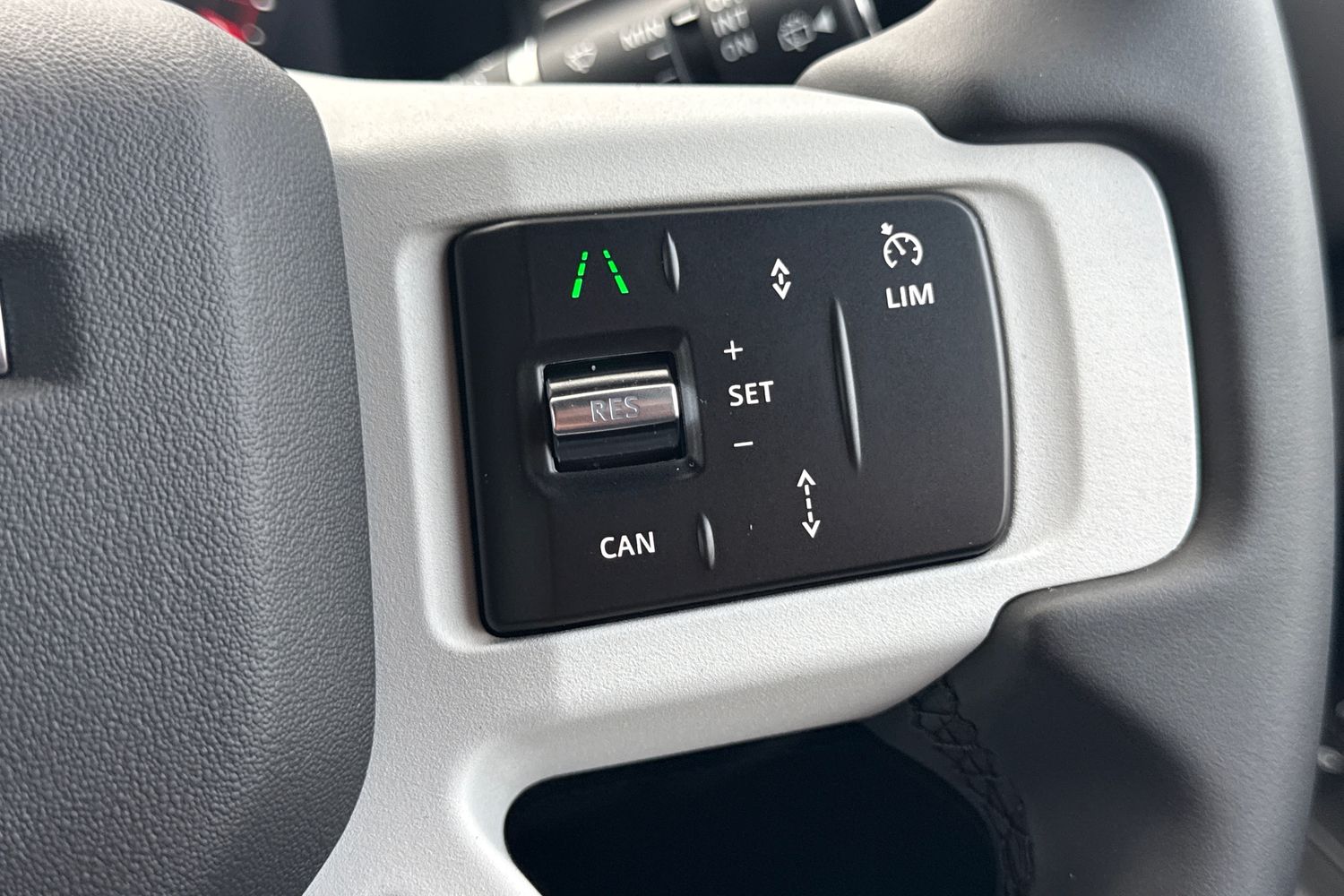 Used Land Rover Defender 110 2025 for sale - 76590430: Photo 18