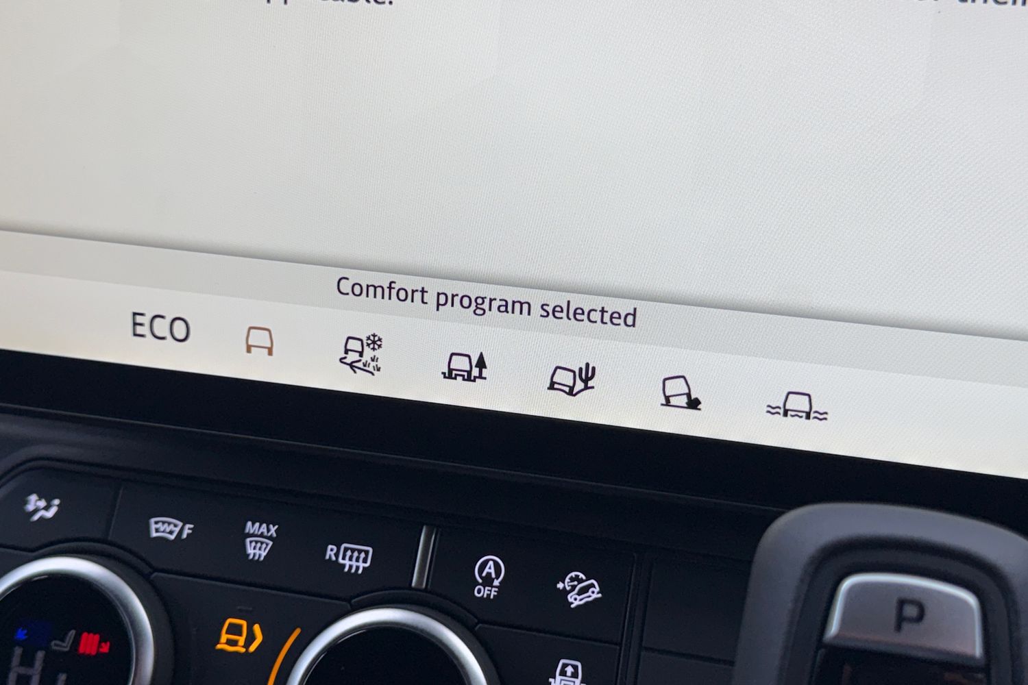 Used Land Rover Defender 110 2025 for sale - 76590430: Photo 37