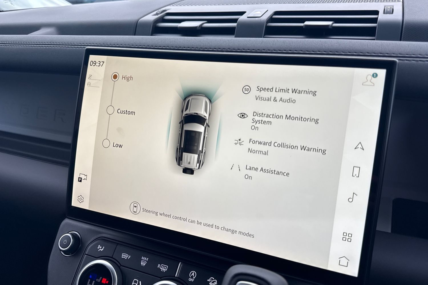 Used Land Rover Defender 110 2025 for sale - 76590430: Photo 39