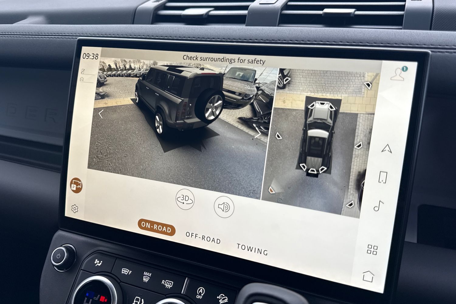 Used Land Rover Defender 110 2025 for sale - 76590430: Photo 42