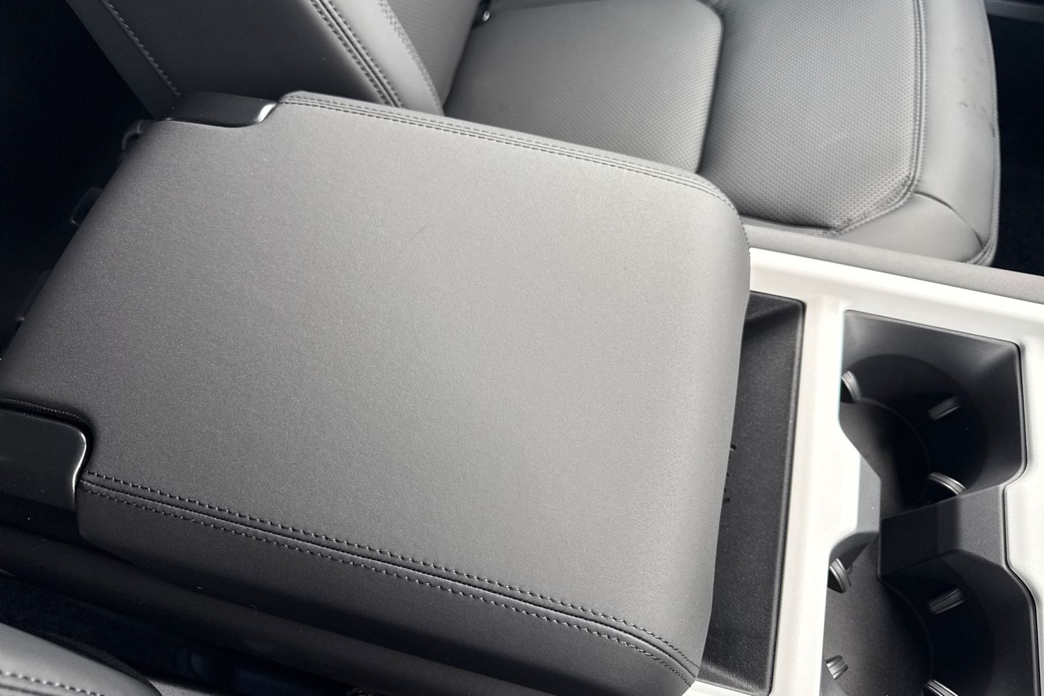 Used Land Rover Defender 110 2025 for sale - 76590430: Photo 46