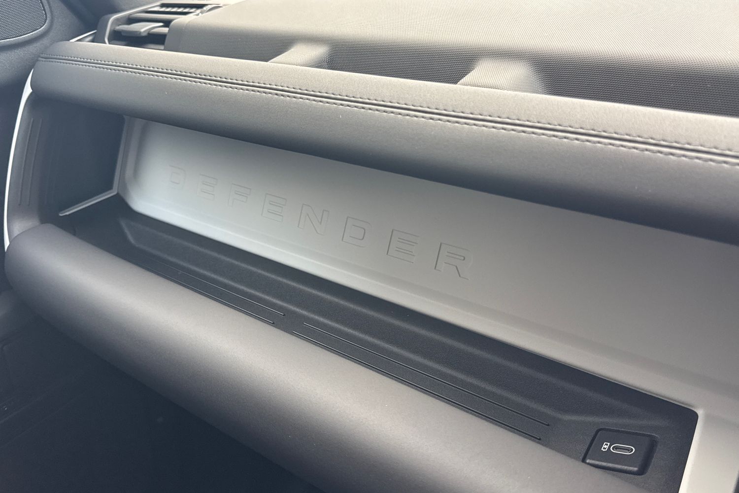 Used Land Rover Defender 110 2025 for sale - 76590430: Photo 50