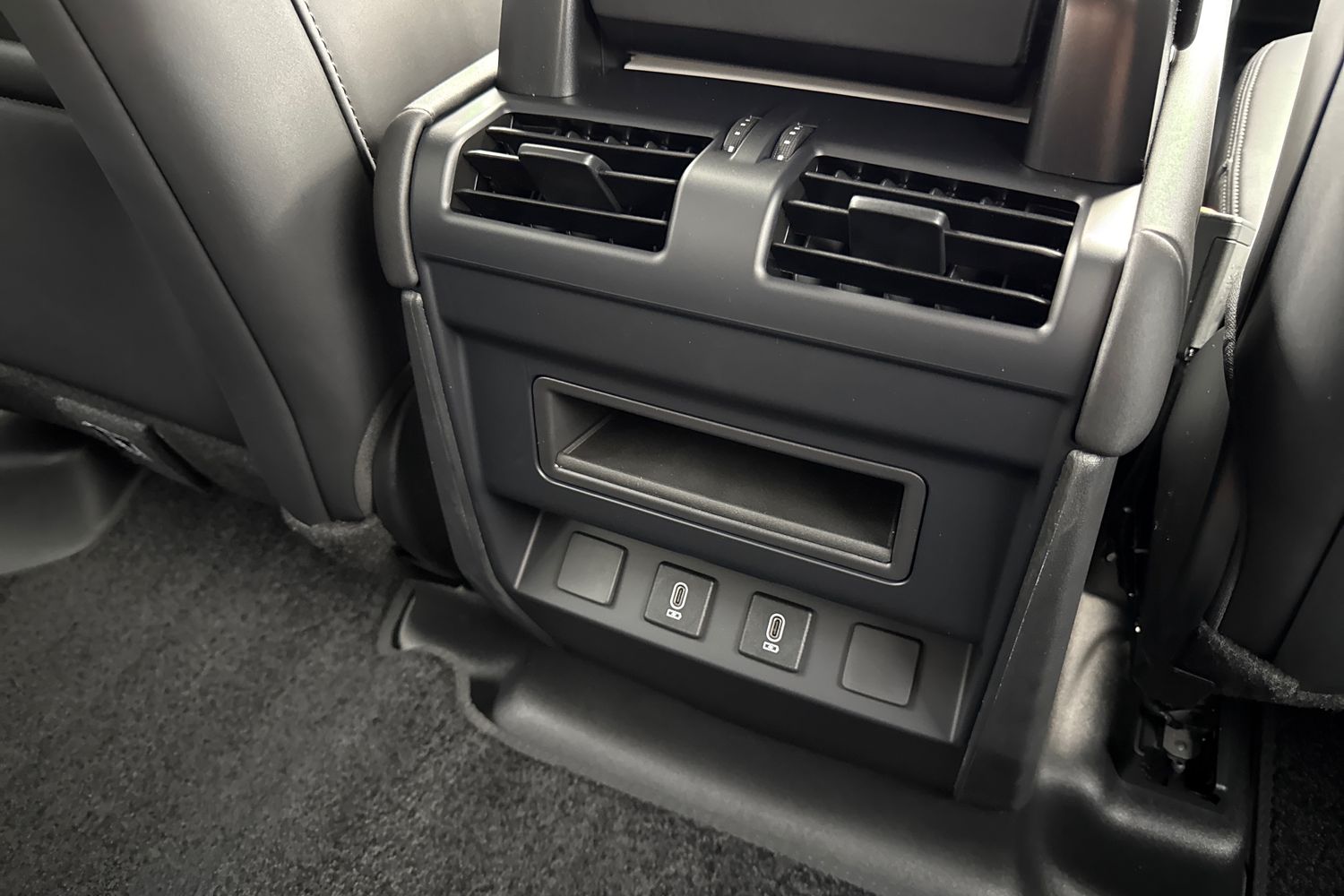 Used Land Rover Defender 110 2025 for sale - 76590430: Photo 51